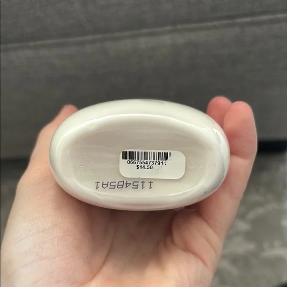 Bath & Body Works Honey Wildflower Lotion - Floral Design - Picture 3 of 4